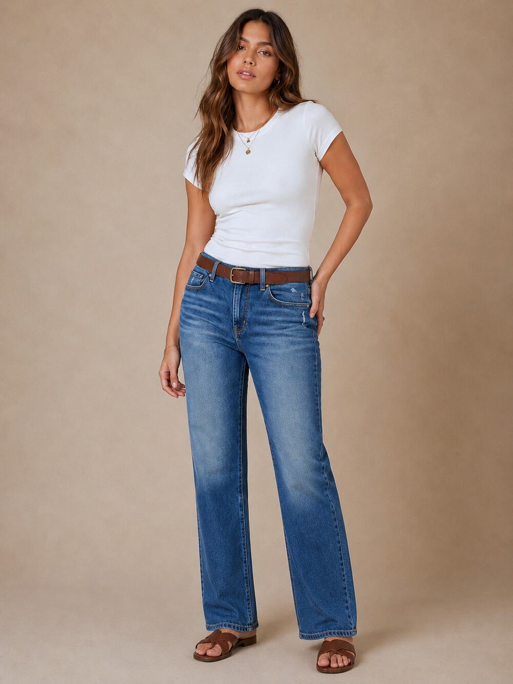 Levi's Classic Straight Jeans Size 8 Medium Wash Vintage Fade Denim